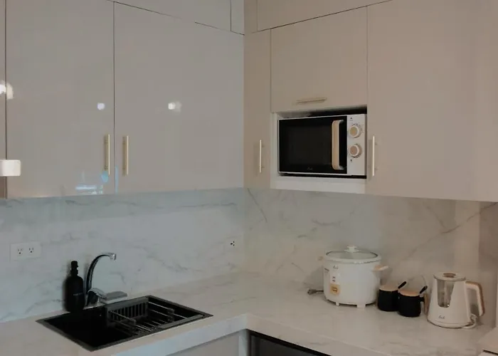 The Citrine At Azure Apartment Manila