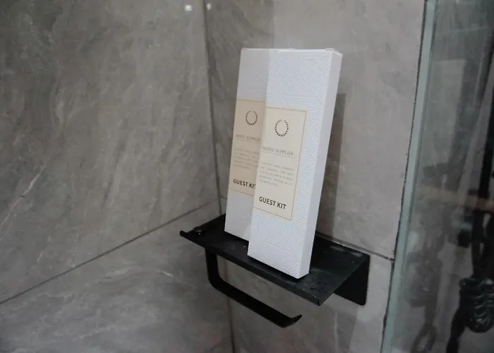 The Citrine At Azure Apartment